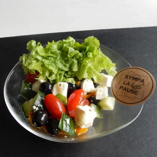 Salade de Concombre au Chèvre et Olives